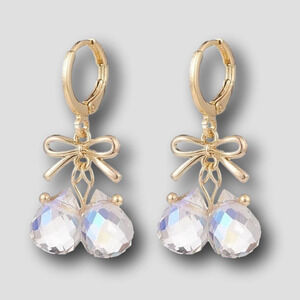 Elegant Gold and Crystal Drop‎ Earrings